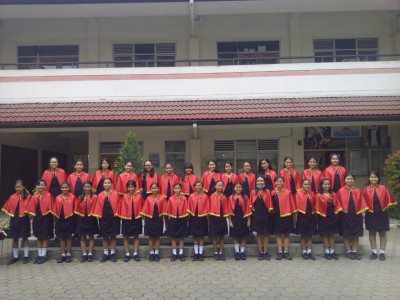 SMYC-Coba Seragam Baru