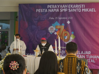 70 Tahun SMP Santo Mikael